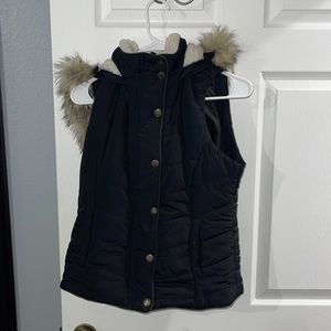 Aeropostale fluffy vest jacket